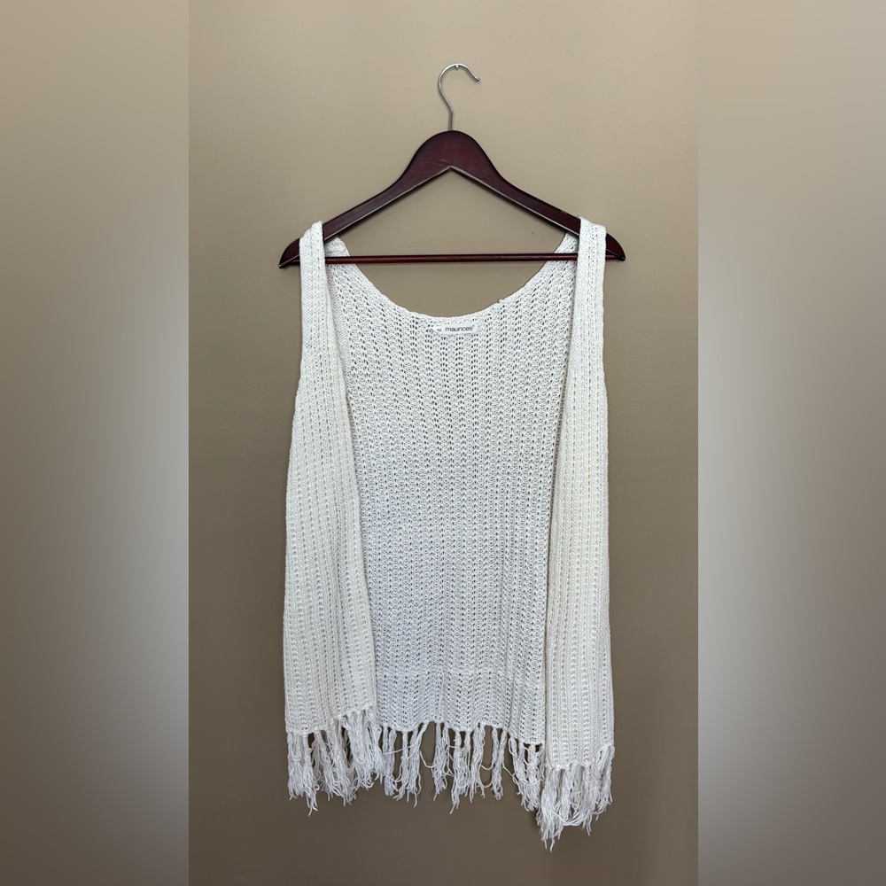 Maurices Ivory Knit Sleeveless Vest
